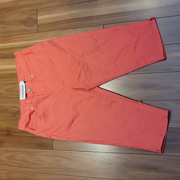 Nwt DIANE GILMAN capri pants pedal pushers with hem slit in coral - Picture 3 of 4